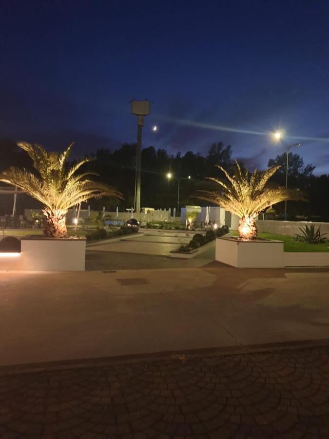 Marina Degli Estensi Floating Botel Llido Degli Estensi