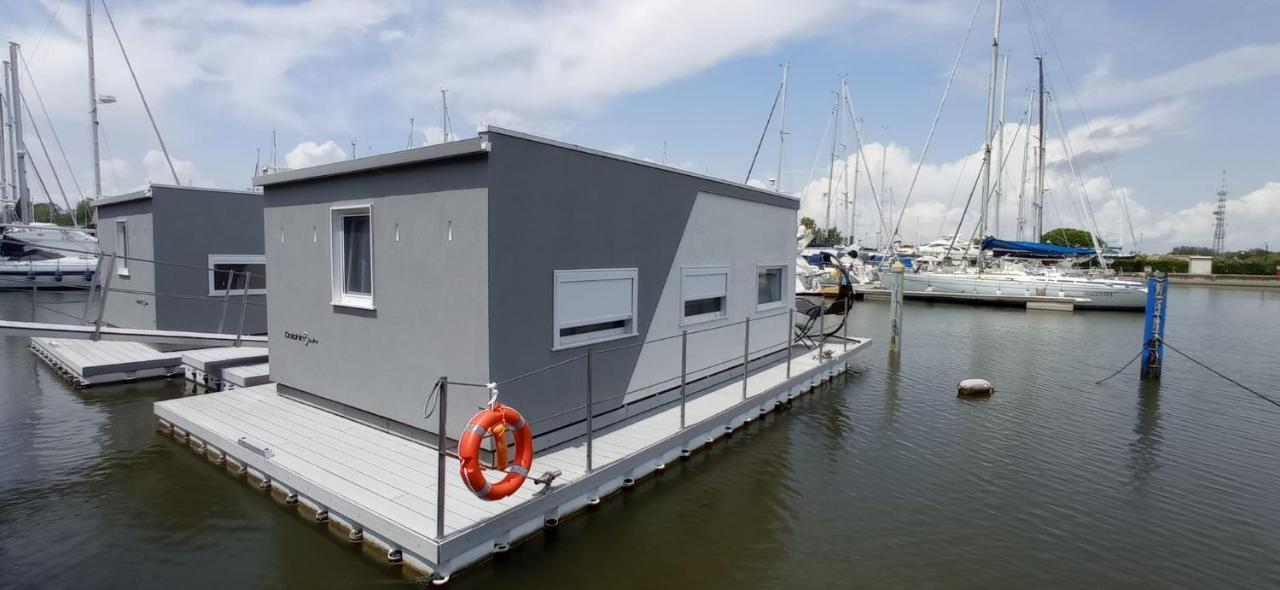 Botel Marina Degli Estensi Floating Llido Degli Estensi